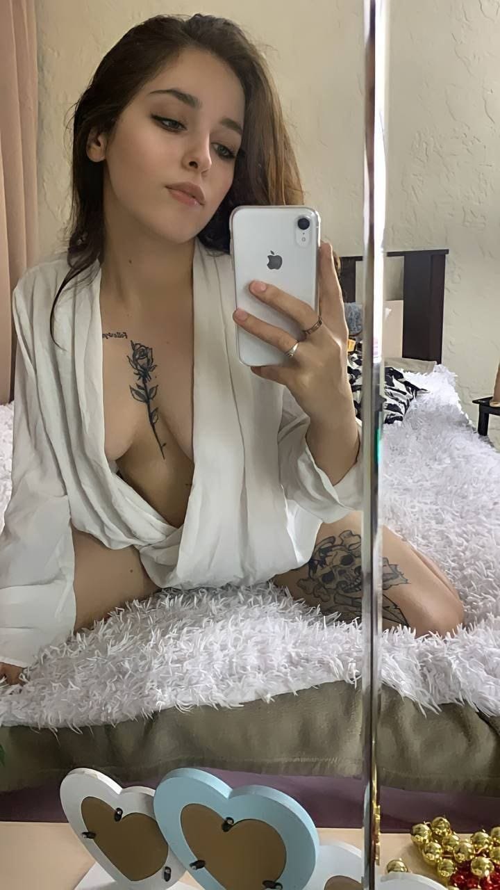 Алиса - Интим салон Питера +7(911)263-2468
